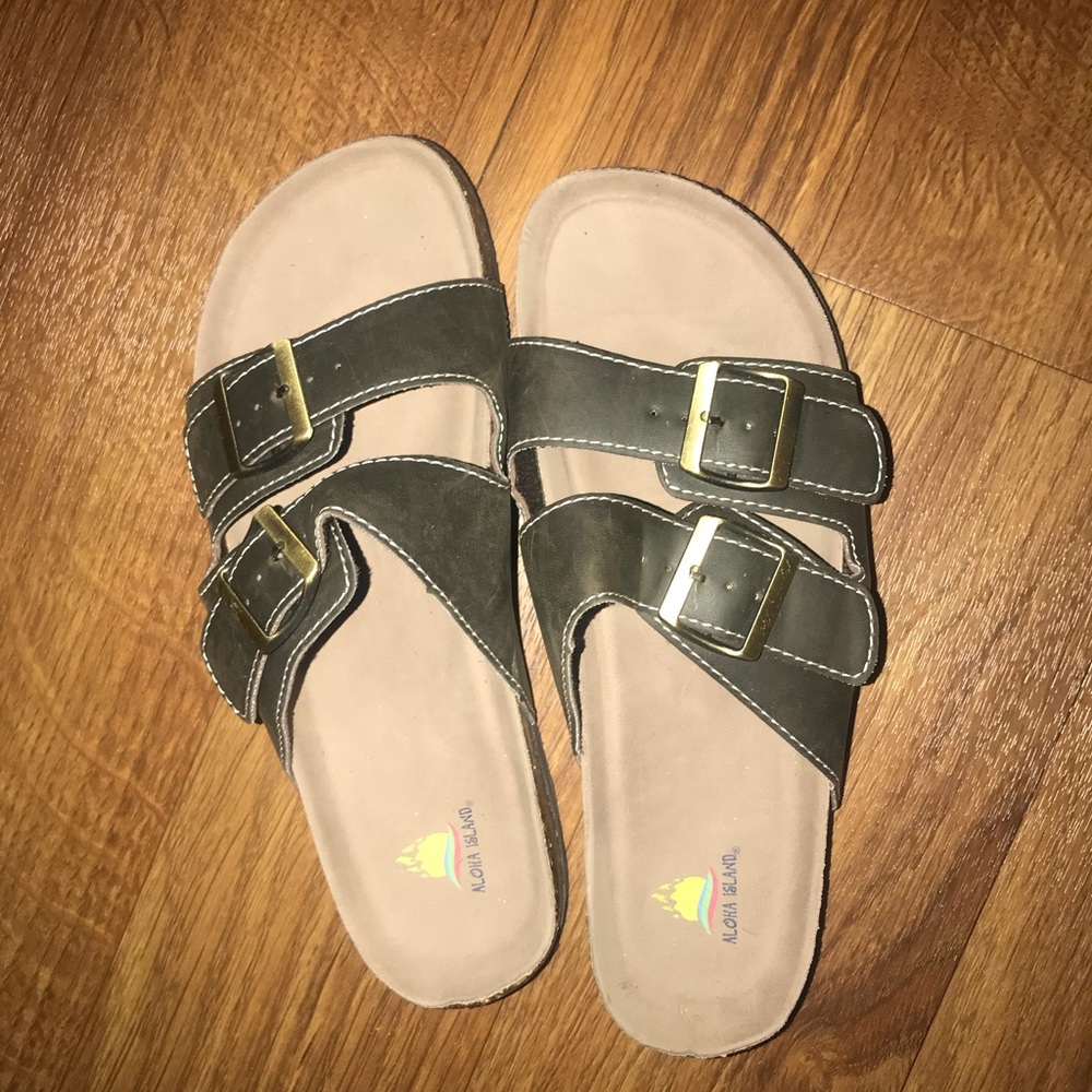 Women’s sandals
